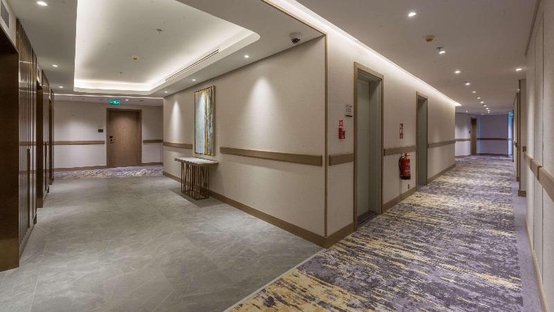 Clarion Hotel Jeddah Airport - Lobi
