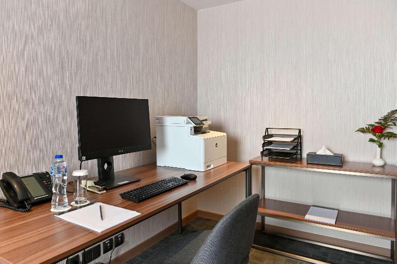 Clarion Hotel Jeddah Airport - Toplantı