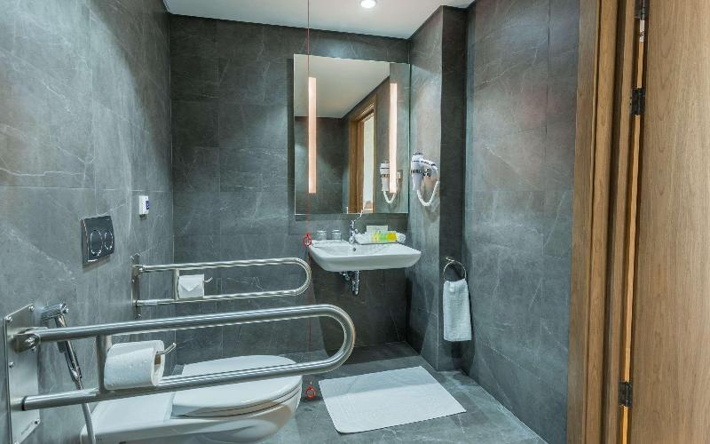 Clarion Hotel Jeddah Airport - Oda