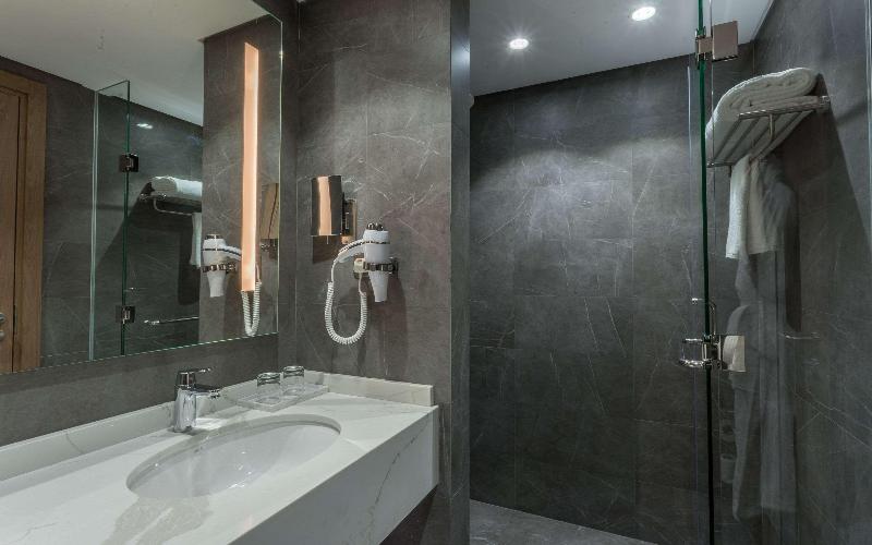 Clarion Hotel Jeddah Airport - Oda
