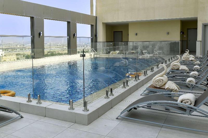Clarion Hotel Jeddah Airport - Havuz