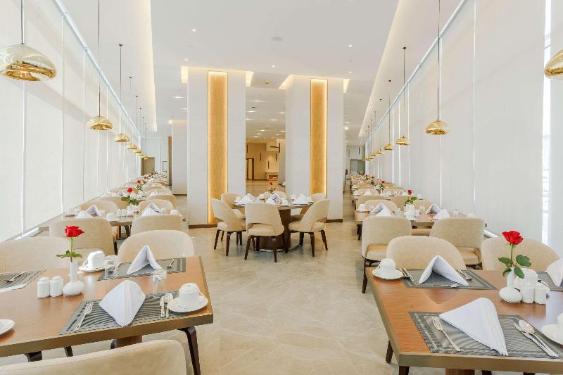 Clarion Hotel Jeddah Airport - Restoran