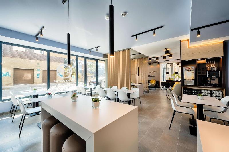 B&B Hotel Wien-Stadthalle - Lobi