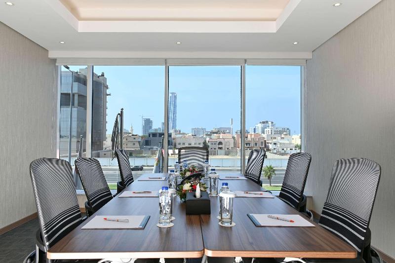 Comfort Hotel Jeddah King Road - Toplantı