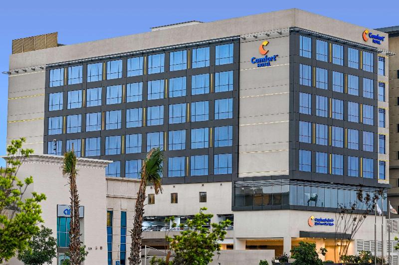 Comfort Hotel Jeddah King Road - Genel