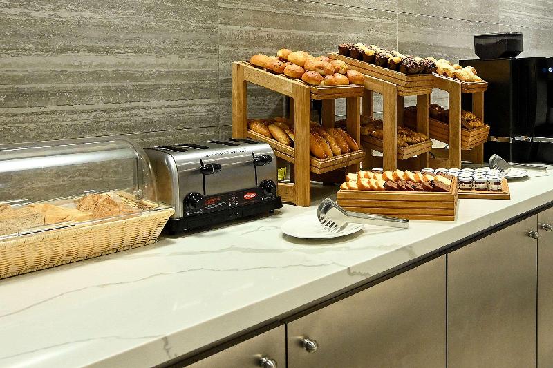 Comfort Hotel Jeddah King Road - Restoran