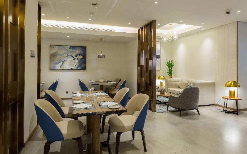 Comfort Hotel Jeddah King Road - Restoran
