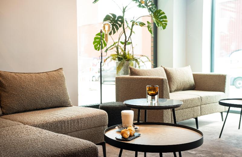 Leonardo Hotel Hamburg Altona - Lobi