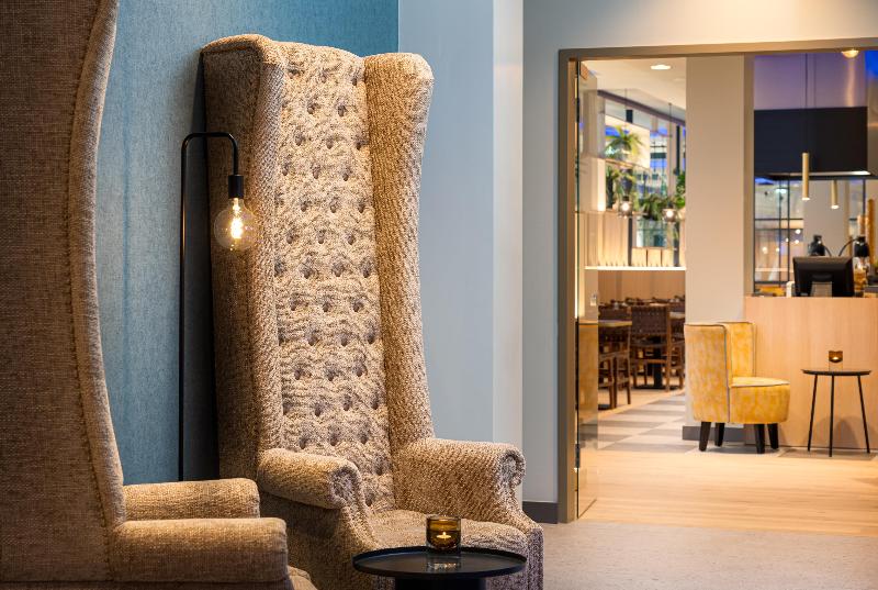 Leonardo Hotel Hamburg Altona - Lobi
