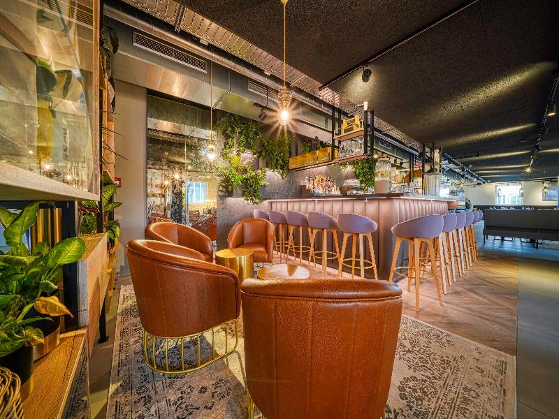 Vienna House Easy by Wyndham Augsburg - Bar