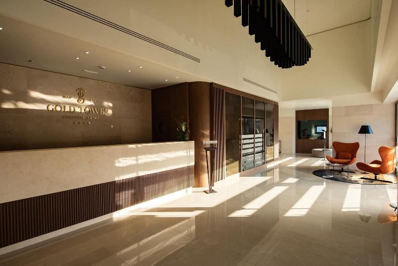Gold Tower Lifestyle Hotel - Lobi