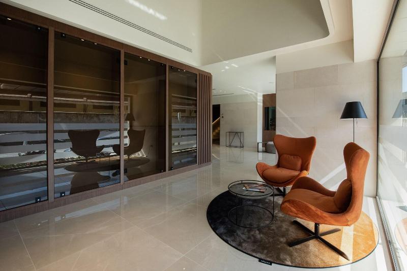 Gold Tower Lifestyle Hotel - Lobi