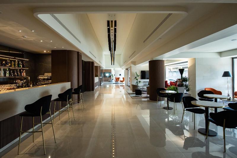 Gold Tower Lifestyle Hotel - Lobi
