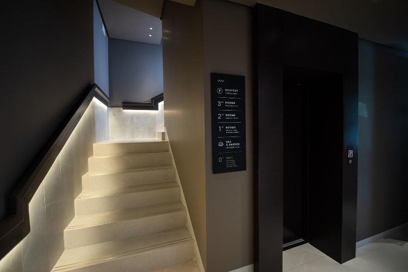 Gold Tower Lifestyle Hotel - Lobi