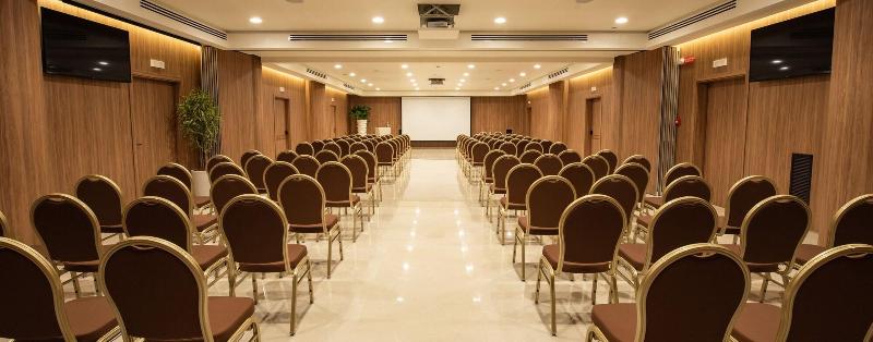 Gold Tower Lifestyle Hotel - Toplantı
