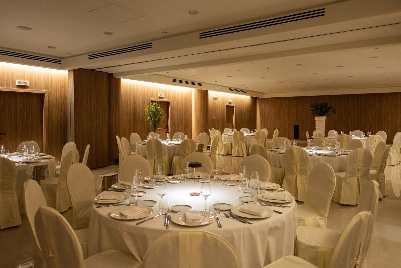 Gold Tower Lifestyle Hotel - Toplantı