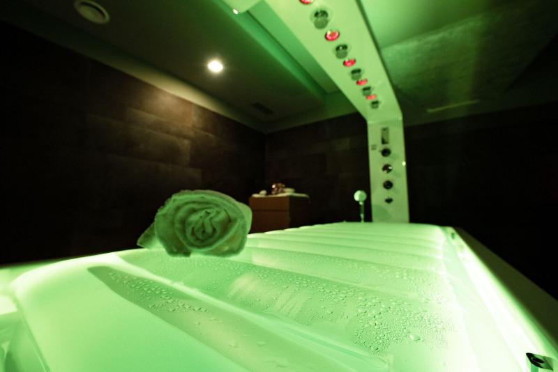 Gold Tower Lifestyle Hotel - Aktivite