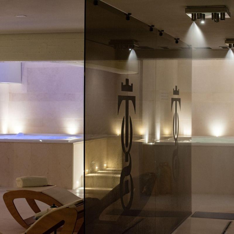 Gold Tower Lifestyle Hotel - Aktivite