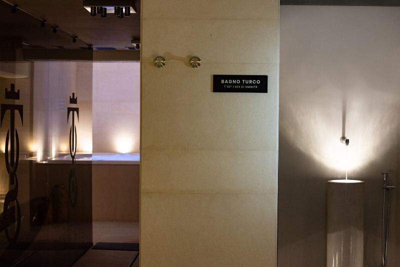 Gold Tower Lifestyle Hotel - Aktivite