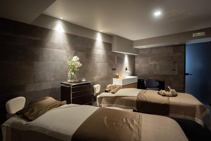 Gold Tower Lifestyle Hotel - Aktivite
