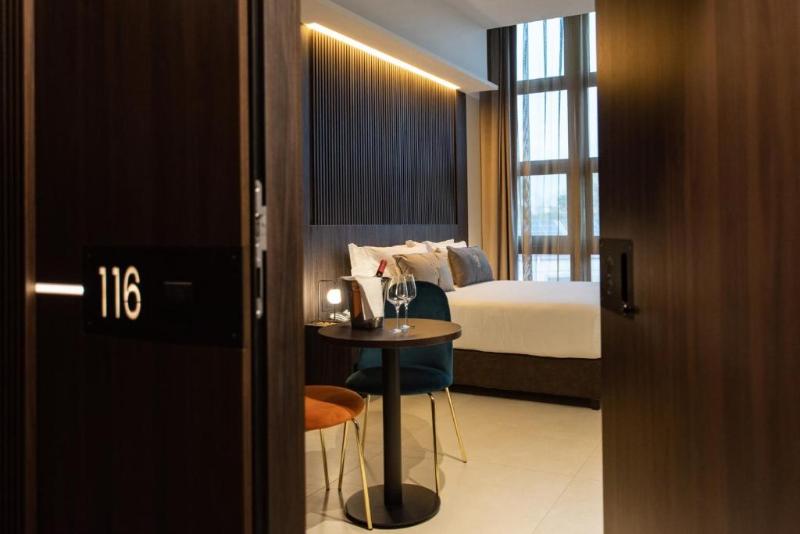 Gold Tower Lifestyle Hotel - Oda
