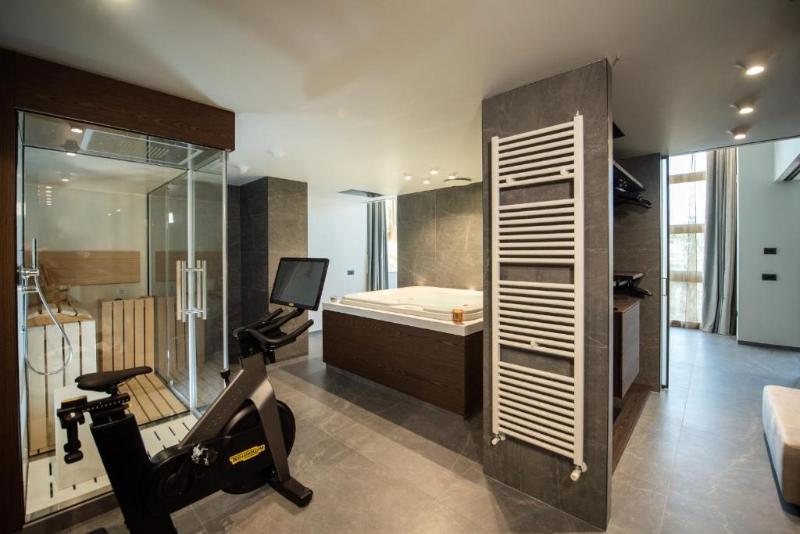 Gold Tower Lifestyle Hotel - Oda