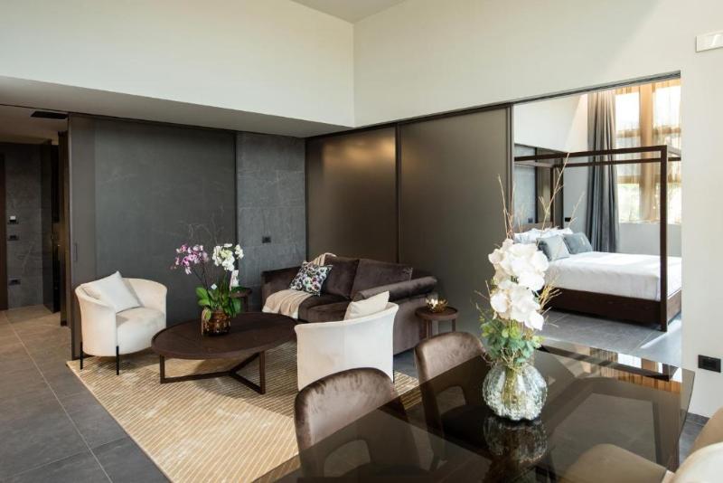 Gold Tower Lifestyle Hotel - Oda