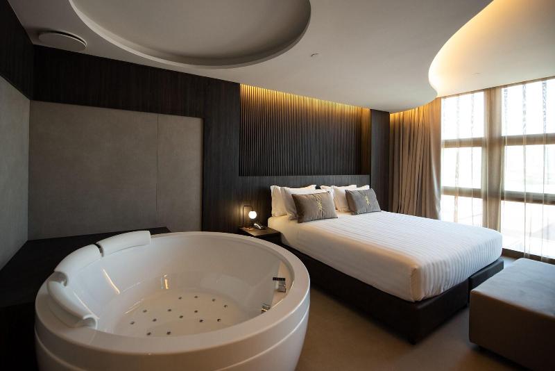 Gold Tower Lifestyle Hotel - Oda