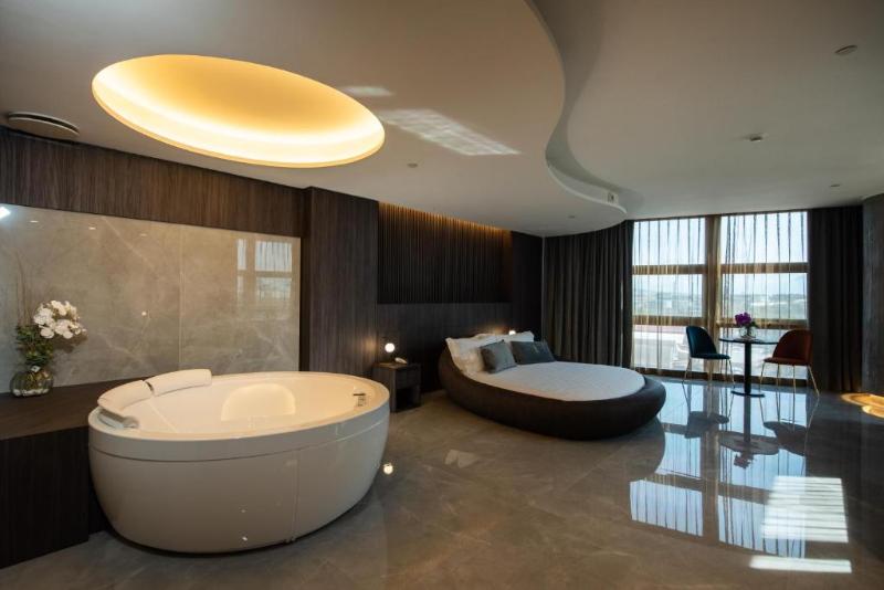 Gold Tower Lifestyle Hotel - Oda
