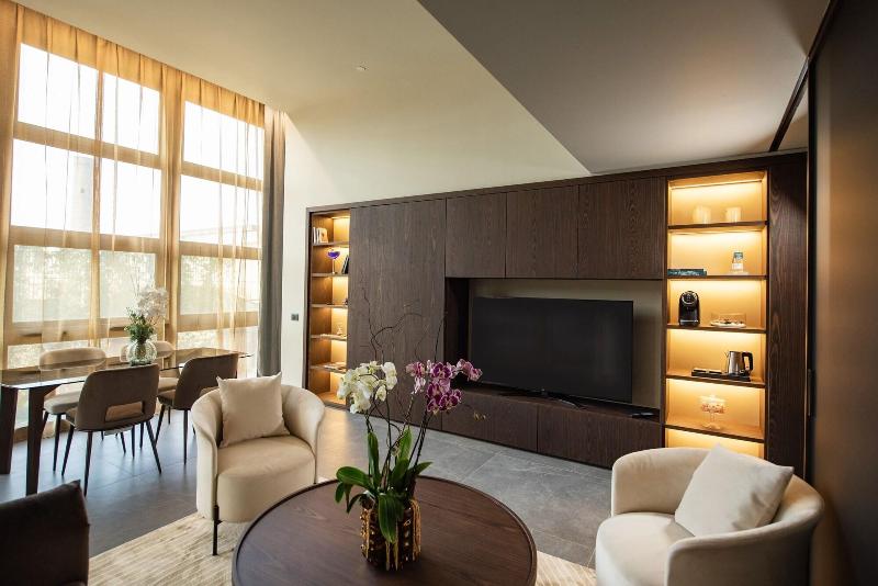 Gold Tower Lifestyle Hotel - Oda