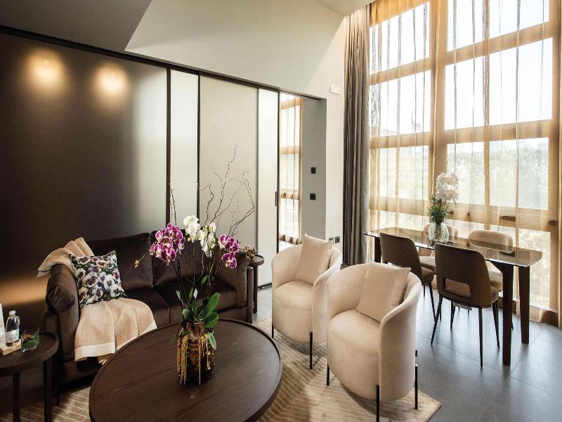 Gold Tower Lifestyle Hotel - Oda