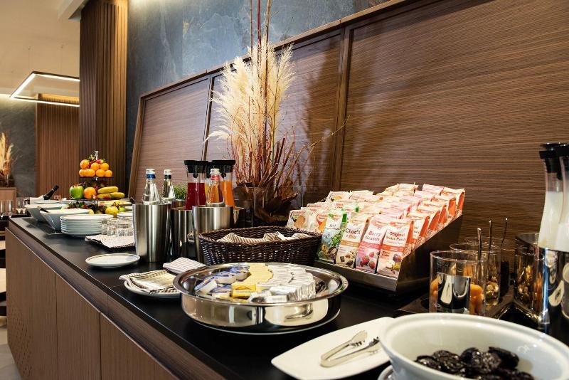Gold Tower Lifestyle Hotel - Restoran