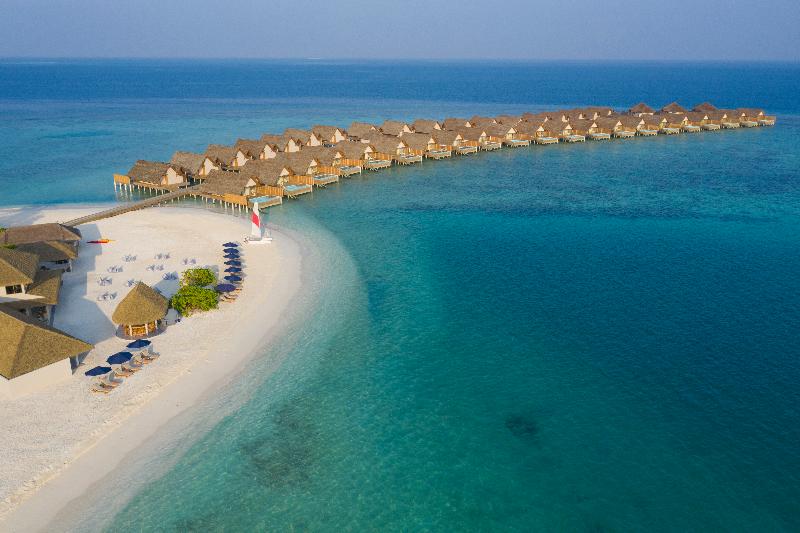 Emerald Faarufushi Resort & Spa - Plaj