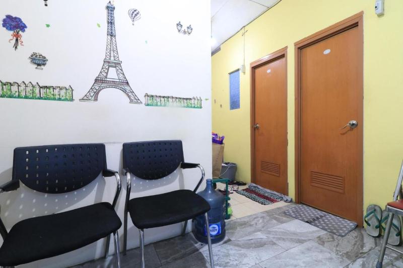 Eiffel Residence Batu Tulis 35A1 by ZUZU - Lobi