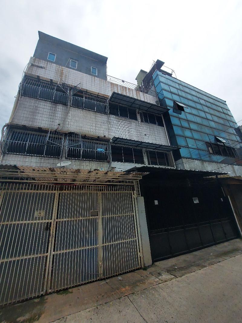 Eiffel Residence Batu Tulis 35A1 by ZUZU - Genel