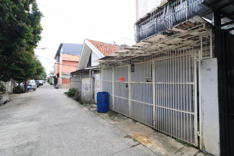 Eiffel Residence Batu Tulis 35A1 by ZUZU - Genel