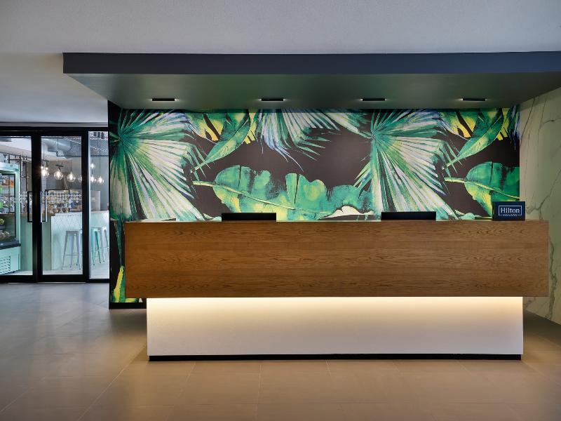 DoubleTree by Hilton Abu Dhabi Yas Island Residenc - Lobi