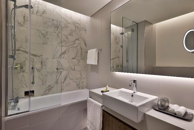 DoubleTree by Hilton Abu Dhabi Yas Island Residenc - Oda