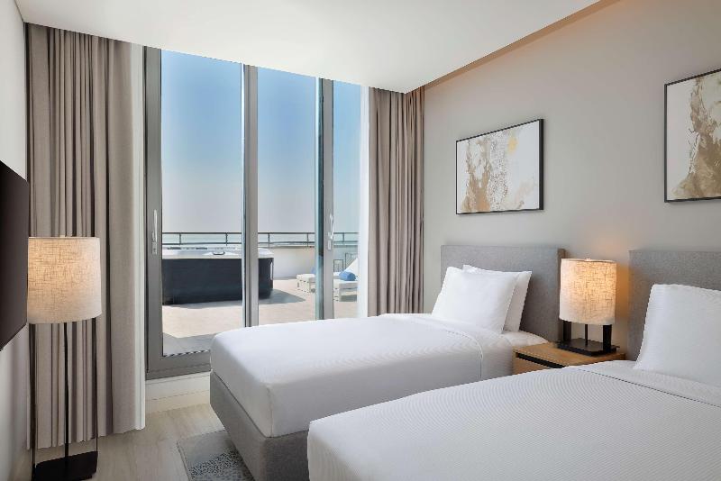 DoubleTree by Hilton Abu Dhabi Yas Island Residenc - Oda