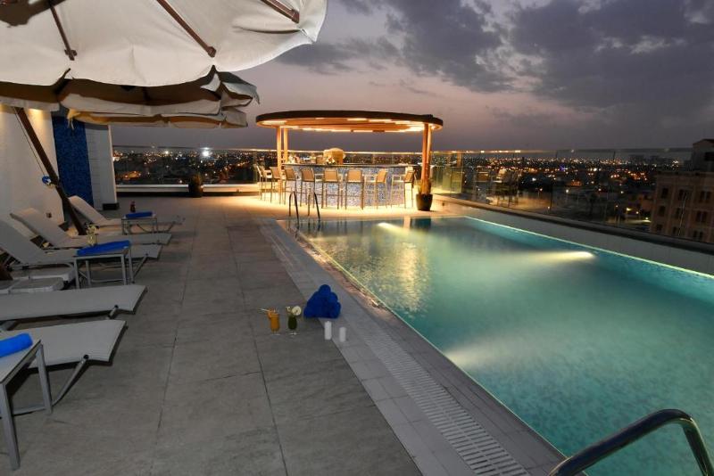 Golden Tulip Riyadh - Havuz