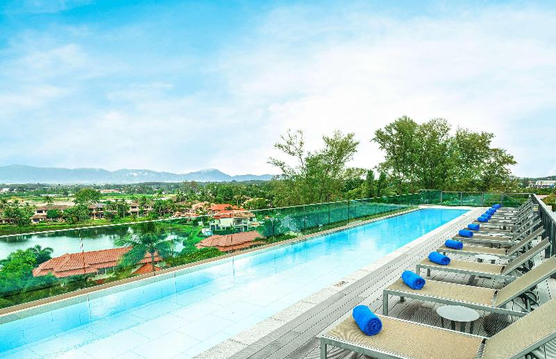 Hilton Garden Inn Phuket Bang Tao - Havuz