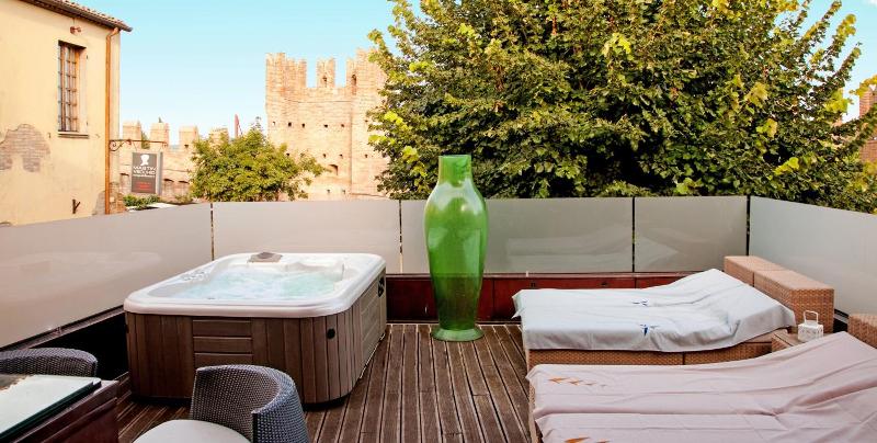 La Loggia Historic Resort - Oda