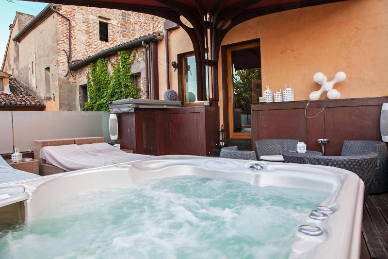 La Loggia Historic Resort - Oda