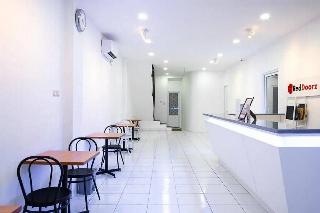 Formerly RedDoorz Hostel near Taman Puring fotoÄŸrafÄ±