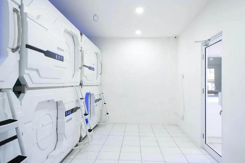 Formerly RedDoorz Hostel near Taman Puring - Oda