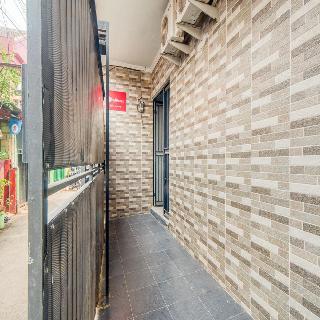 Formerly RedDoorz near Graha Cijantung Mall fotoÄŸrafÄ±