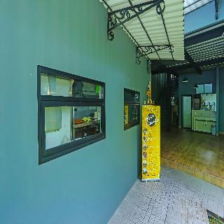 Super Oyo Townhouse Oak Ht Fiducia Pondok Gede fotoÄŸrafÄ±