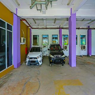 Super Oyo Townhouse Oak Ht Fiducia Pondok Gede fotoÄŸrafÄ±