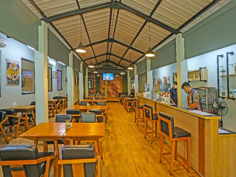 Super Oyo Townhouse Oak Ht Fiducia Pondok Gede - Lobi