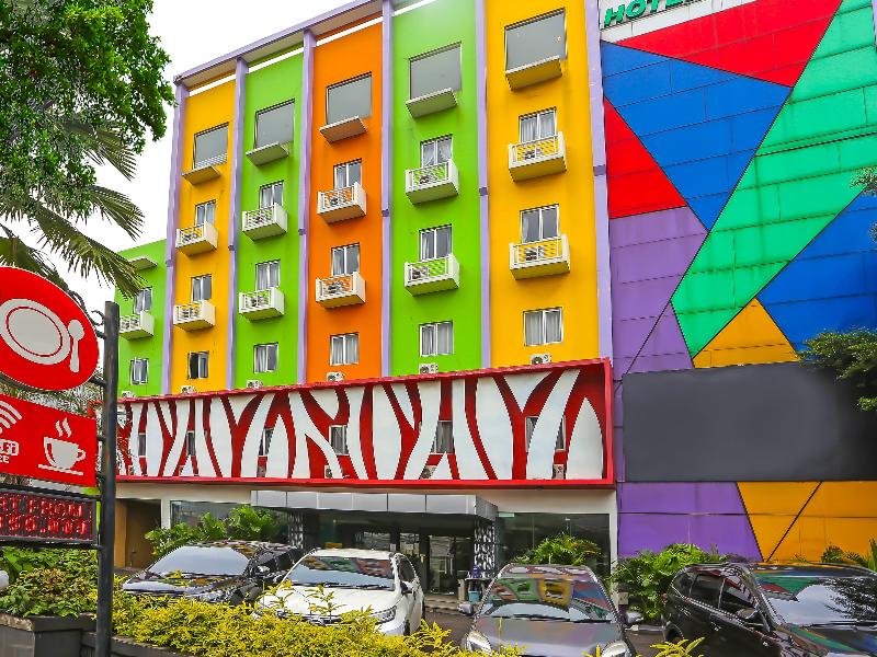 Super Oyo Townhouse Oak Ht Fiducia Pondok Gede - Genel